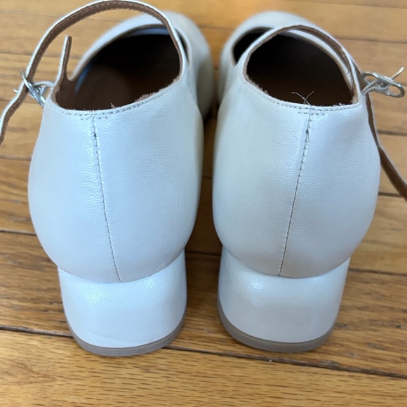 Loq Ema Mary Jane in Hueso (cream) size 39 (8.5) - Picture 6 of 7